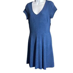 TRIXXI Women's Short Sleeve Swing Dress V Neck Textured Fabric Blue Size Large